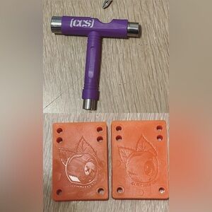 OJ Wheels Riser Pads with Hardware + Skate Tool